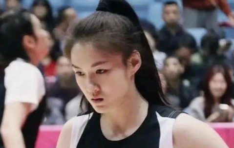 开云官网-光漂亮有什么用？5中1+正负值最低，球迷：回去看王思雨的比赛录像|张曼曼|女篮|宫鲁鸣|中国女篮|国家队_新浪体育_新浪新闻