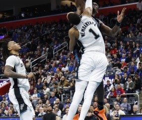 仅次文班&amp;鲨鱼！杜伦单场砍至少30分15板且0失误 历史第3年轻中锋