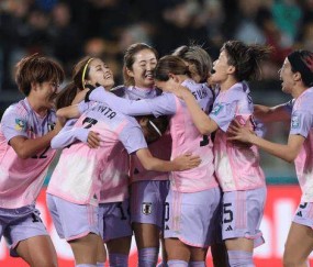 篮球赛事-马德兴：女足世界杯亚洲名额太多 希望日澳走更远